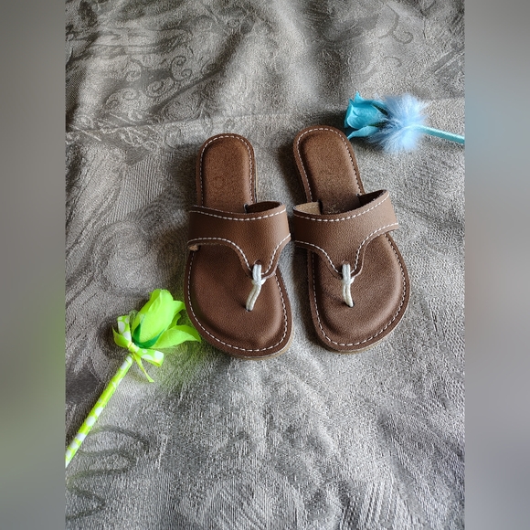 ONIX Tan Women's Sandals - Picture 2 of 3